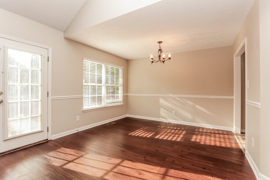 Building Photo - 1057 Blue Mountain Ln