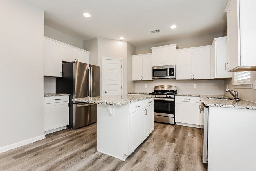 Building Photo - 228 Prescott Cir