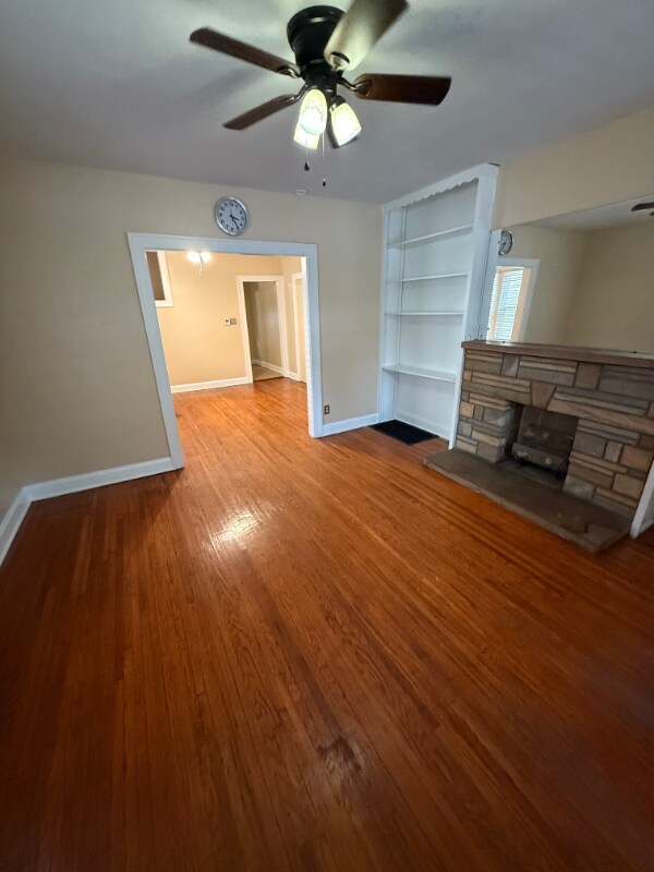 Building Photo - 55 W Lakeview Ave