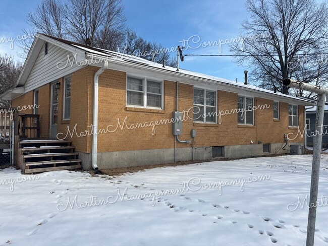 Building Photo - 1206 S Murray Ave