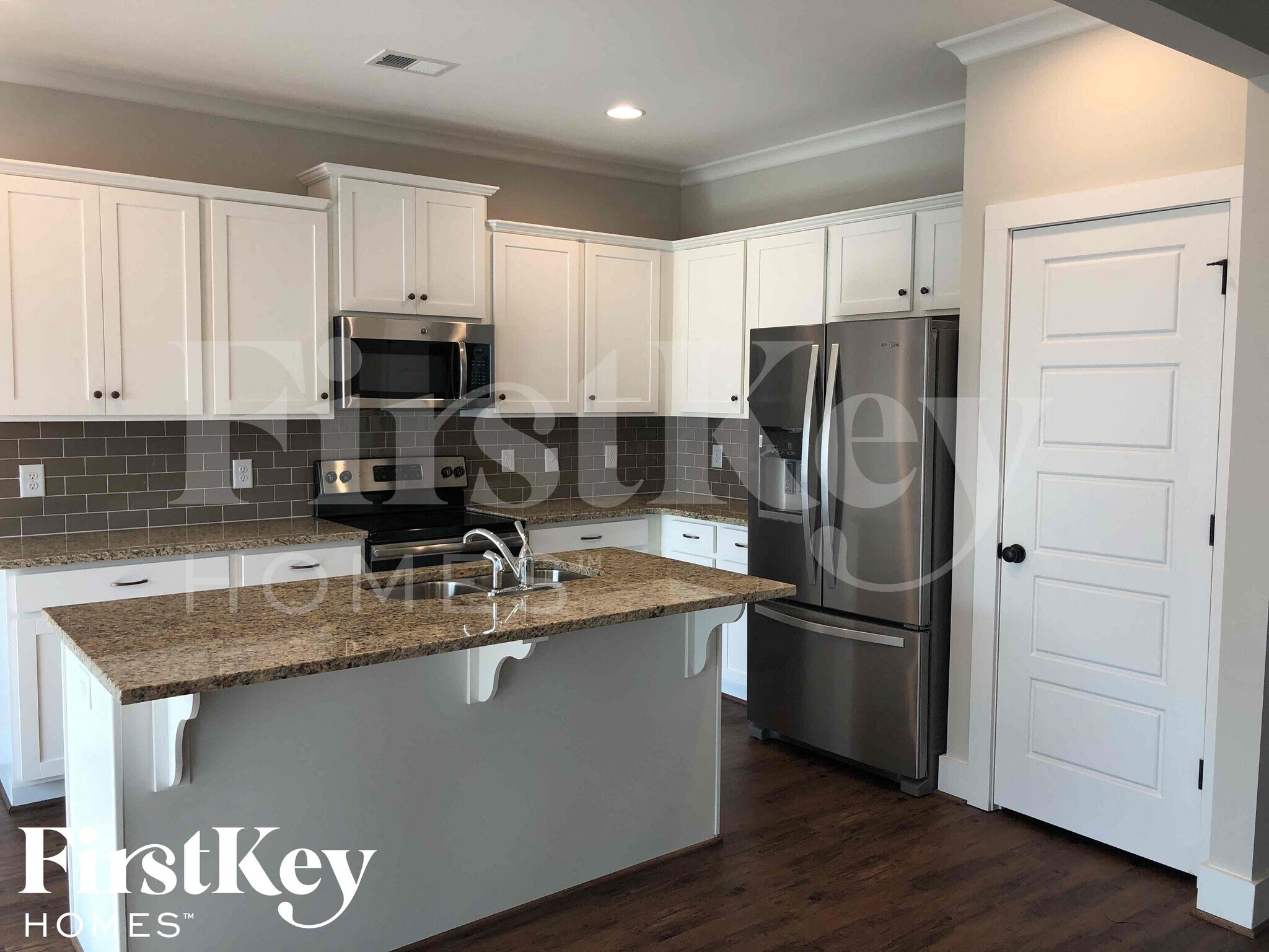 Building Photo - 269 Union Station Dr