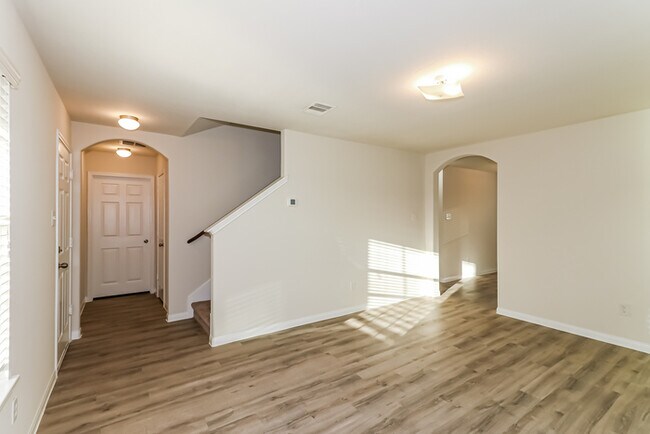 Building Photo - 5534 Plantation Forest Dr