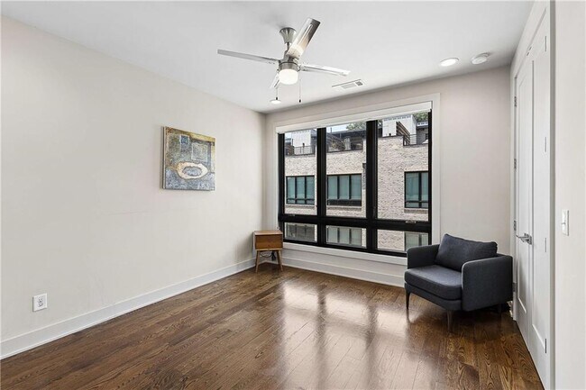 Building Photo - 115 Cityview Ct NE