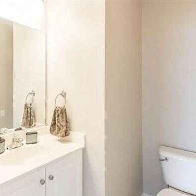 Building Photo - 1044 Grace Hill Dr