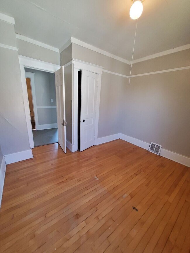 Building Photo - 2023-2025 N 24th St. (Duplex)