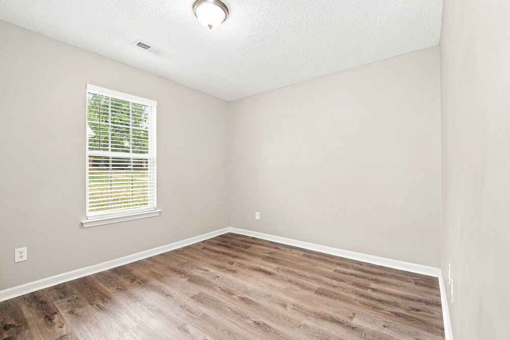 Building Photo - 9912 Peppermint Ln