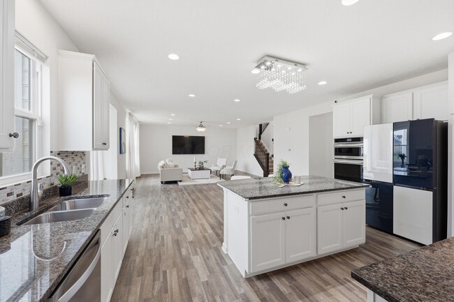 Building Photo - 637 Bald Eagle Dr