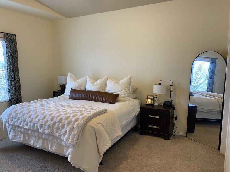 Master Bedroom 1 - 1177 Northfield Rd