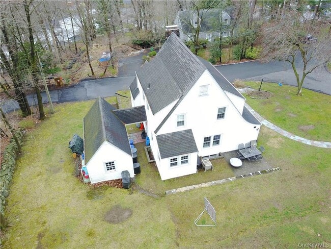 Building Photo - 15 Beacon Hill Rd