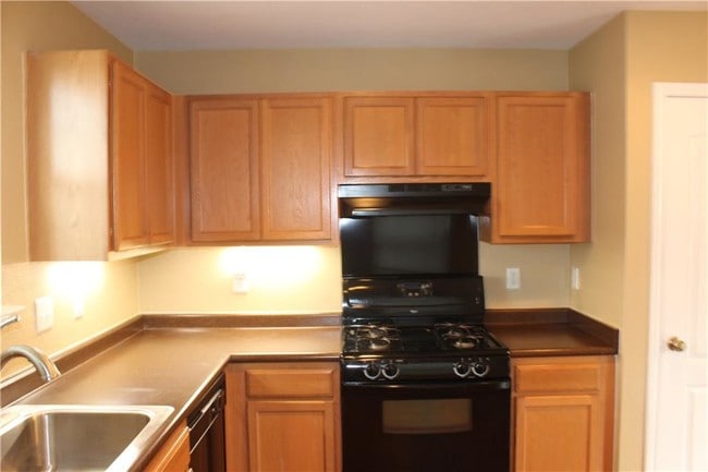 Building Photo - 386 McGarity