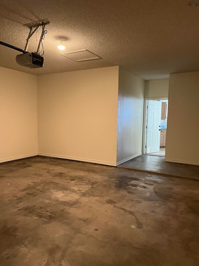 Building Photo - 2820 Judson Cir