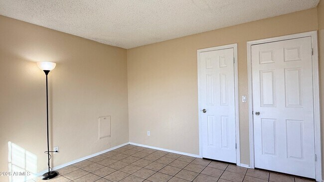 Building Photo - 4148 W Villa Maria Dr