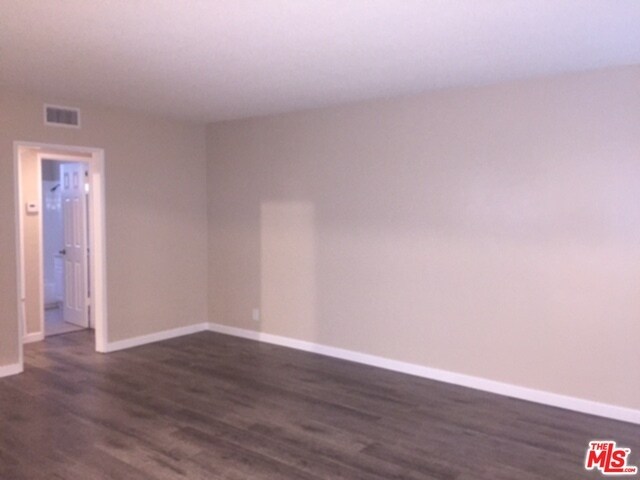 Building Photo - 620 S Myrtle