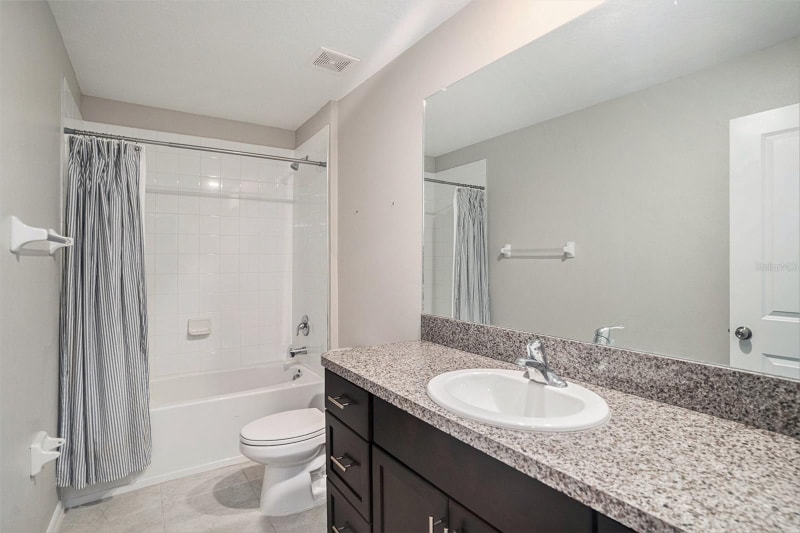 Building Photo - 1655 Blue Rose Dr