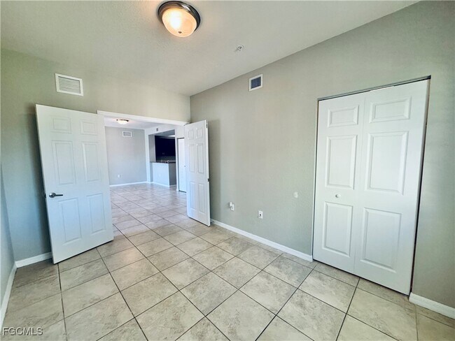 Building Photo - 13180 Bella Casa Cir