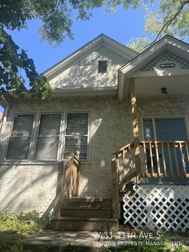 Building Photo - 2431 11th Ave S