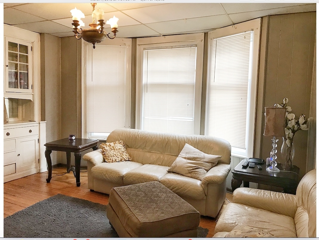 Building Photo - 2956 N Prospect Ave