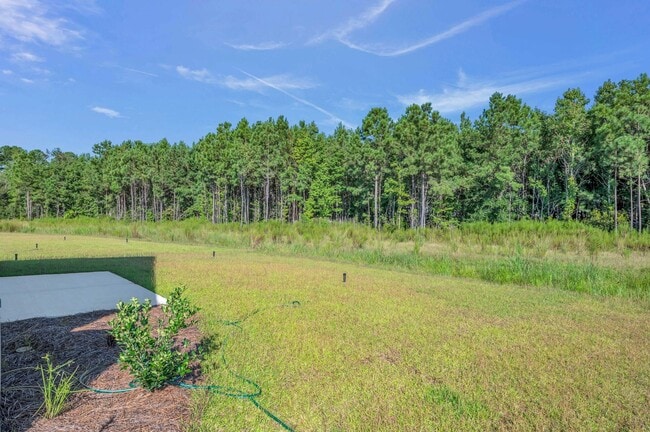 Building Photo - ***MOVE-IN SPECIAL*** $500 OFF OF YOUR FIR...