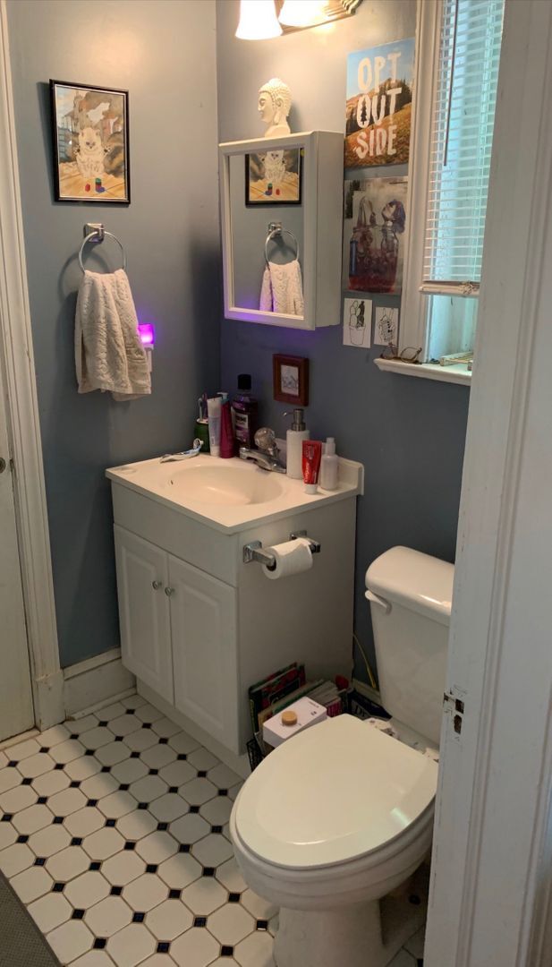 Building Photo - 210 N Nansemond St