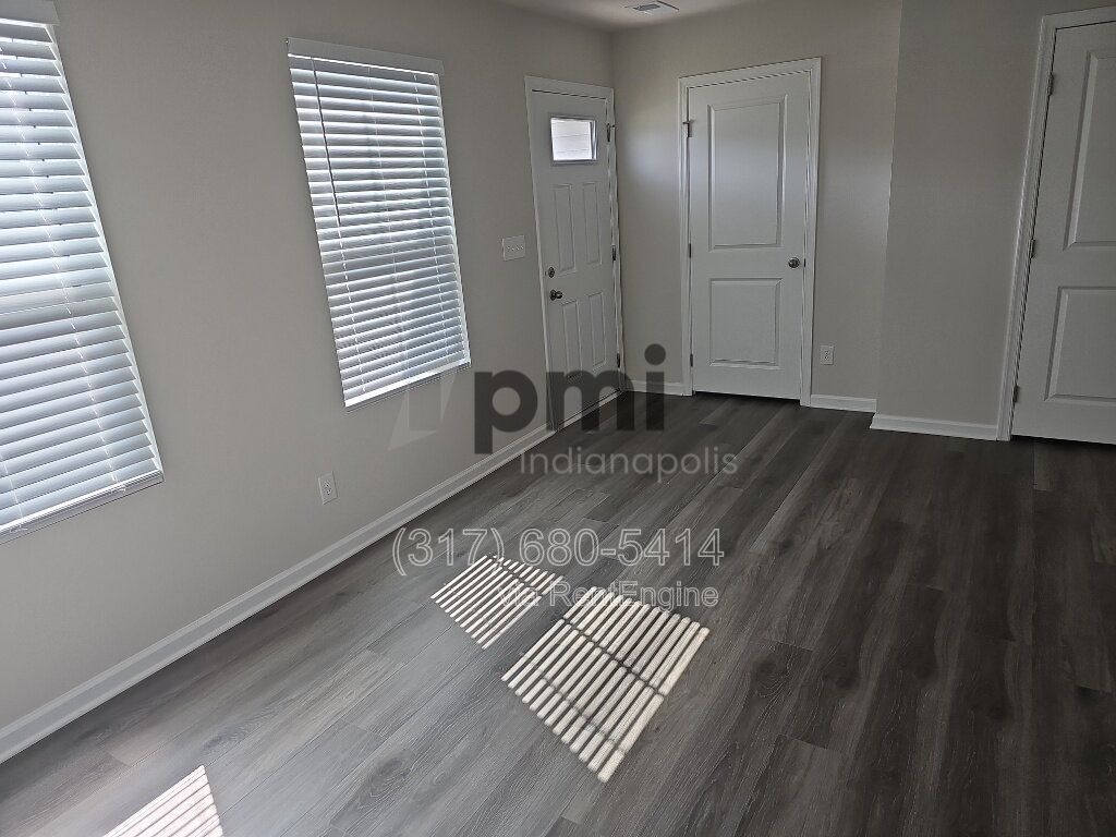 Building Photo - 1854 Cascades Dr