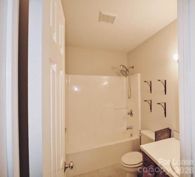 Building Photo - 5139 Silver Tree Trail