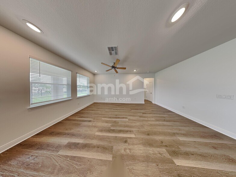 Building Photo - 14633 Cedar Trunk Ter