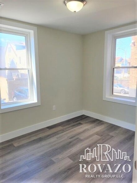 Building Photo - 175 Munn Ave