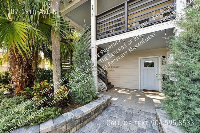 Building Photo - 187 19th Ave N