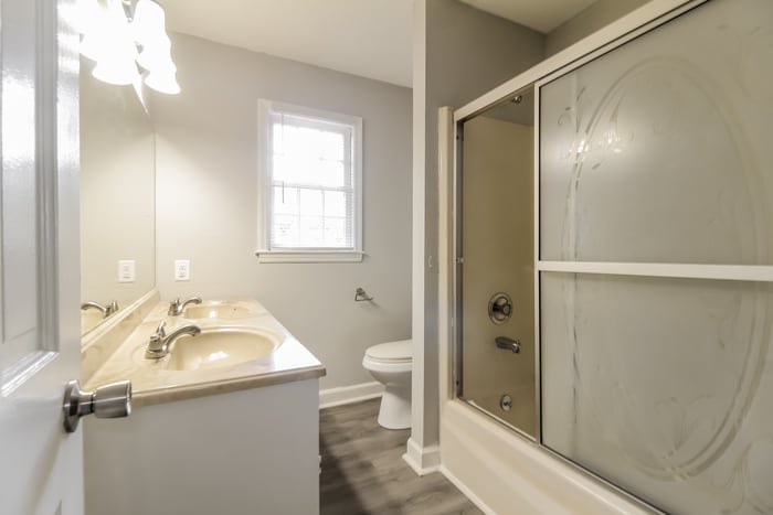 Building Photo - 116 Mountainbrook Ln