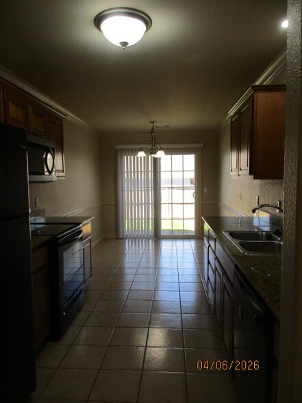 Building Photo - 937 Oak Crossing Dr