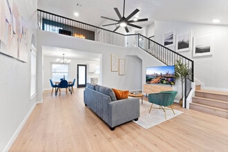 Building Photo - 313 Sweet Leaf Ln