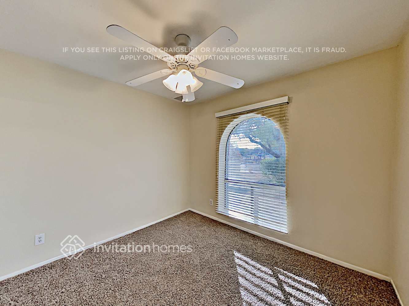 Building Photo - 18839 N 7th Dr