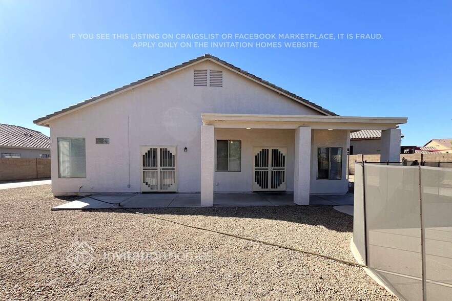 Building Photo - 16003 N Lasso Dr