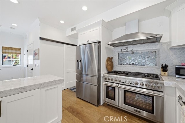 Building Photo - 305 Montero Ave