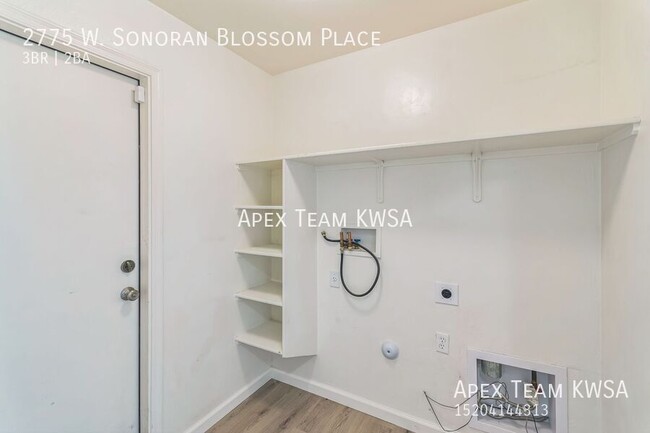 Building Photo - $1,995 Beautiful Home in Sonoran Blossom N...