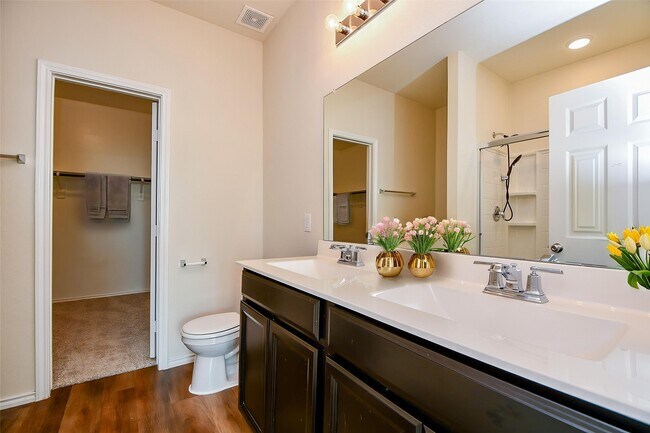 Building Photo - 2730 Ibis Wy
