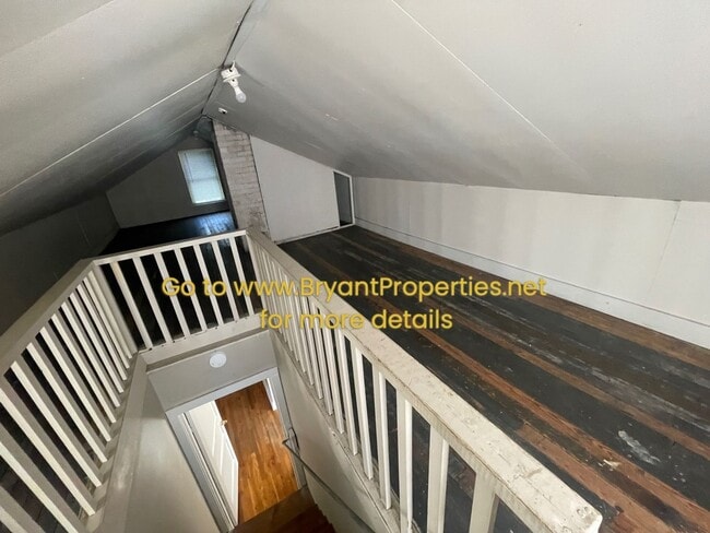 Building Photo - 250 Timmons St