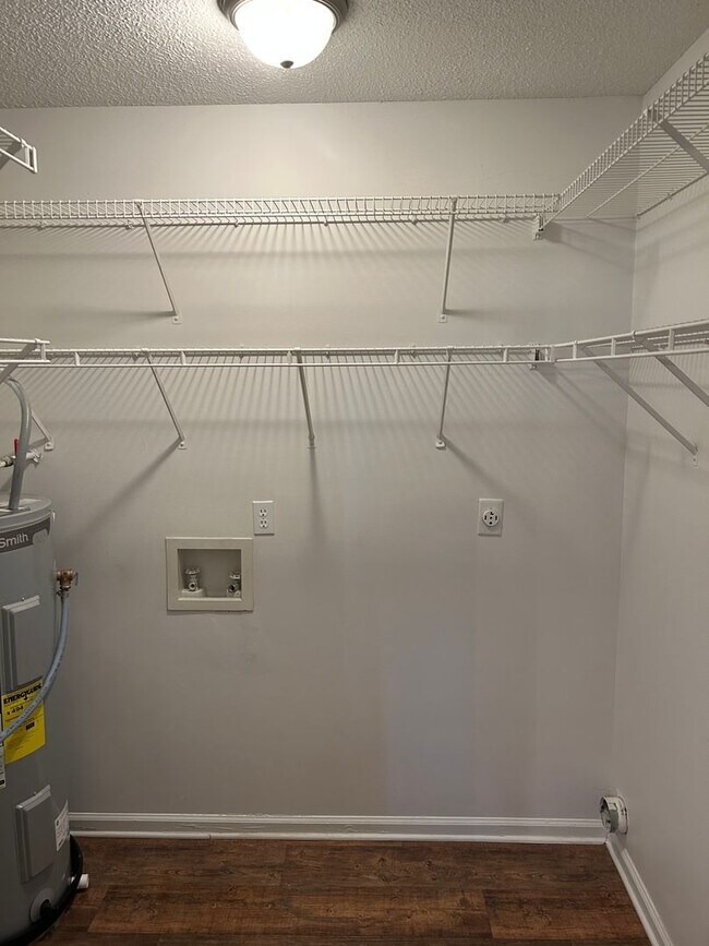 Building Photo - Enjoy the Holidays in Your New Home!