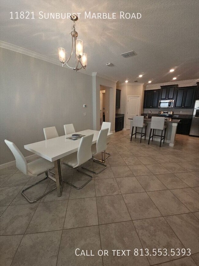 Building Photo - 11821 Sunburst Marble Rd