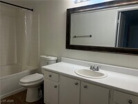 Building Photo - 8101 W Flamingo Rd