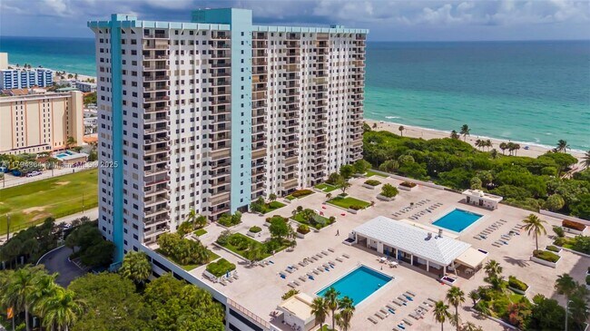 Building Photo - 1201 S Ocean Dr