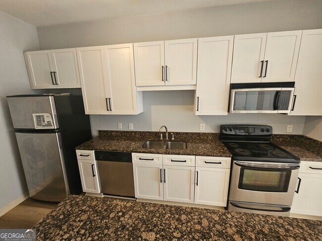 Building Photo - 5300 Peachtree Rd