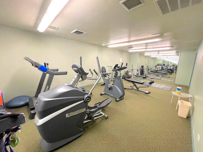 Gym w Machines and Weights - 400 S Lafayette St