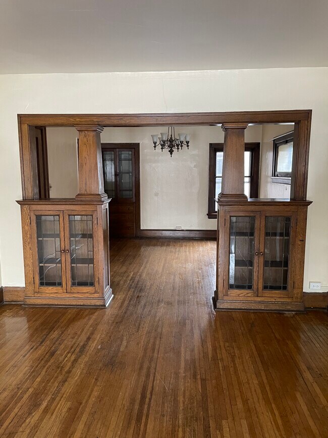 Building Photo - 414 Floyd St