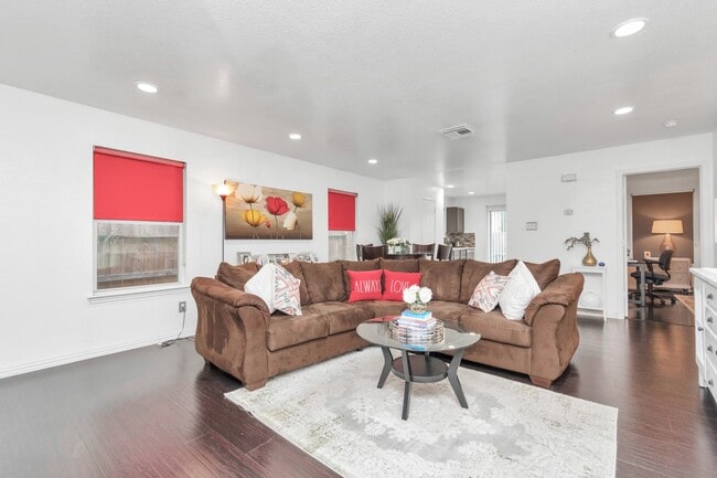 Building Photo - 7327 Enchanted Creek Dr