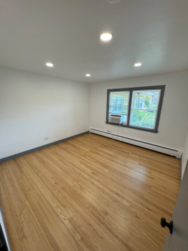 Building Photo - 5920 N Odell Ave