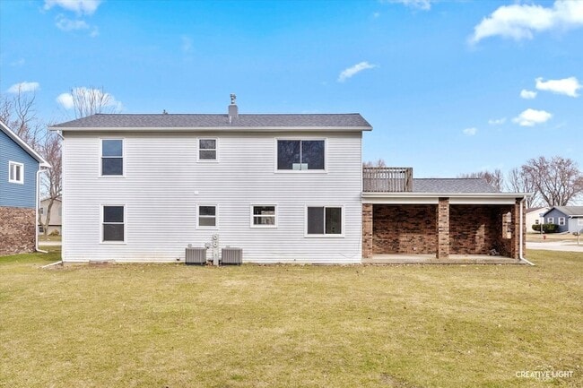 Building Photo - 1641 Park Ave