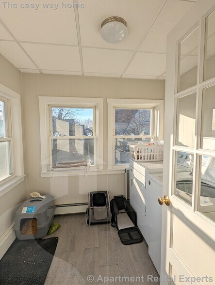 Building Photo - 28 Fairmount Ave