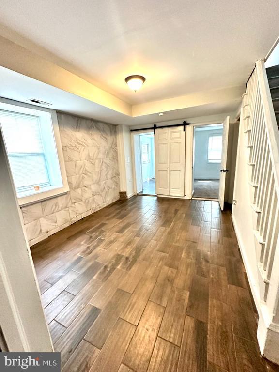 Building Photo - 614 Beech St