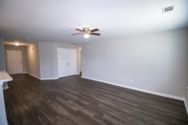 Building Photo - 311 Jones Mill Rd